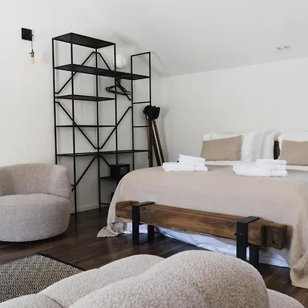 Apartament Kalavanda